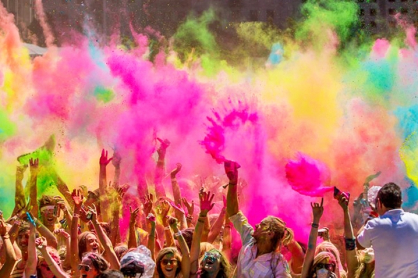 holi-colorEF8513E4-0D1C-54B2-76D9-D565E173854A.jpg